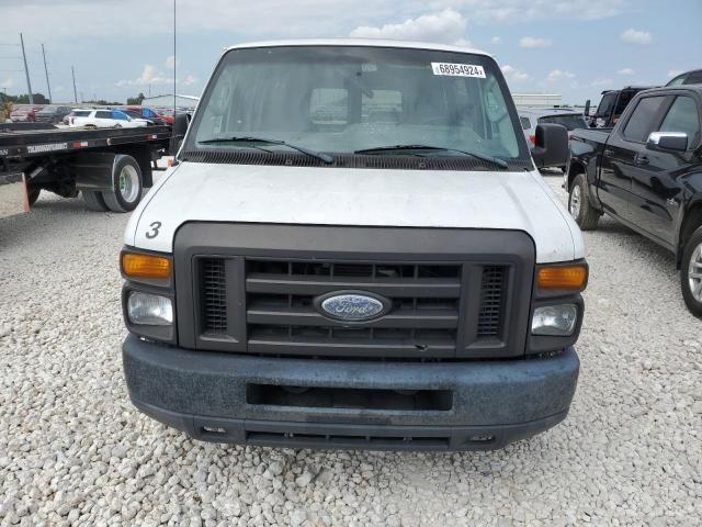 2012 Ford Econoline E350 Super Duty Wagon