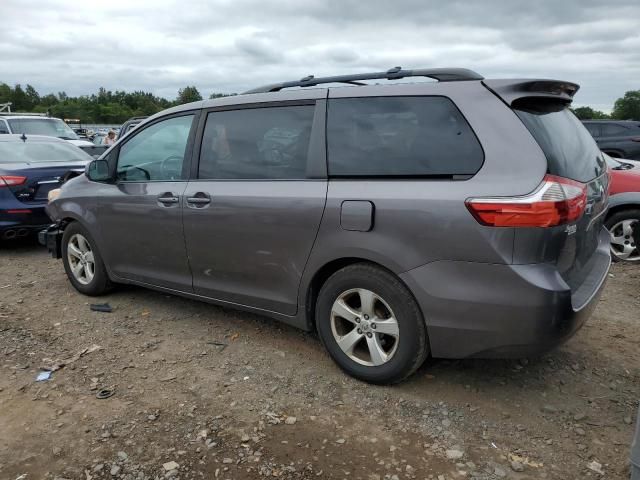 2015 Toyota Sienna LE