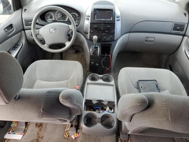 2006 Toyota Sienna CE