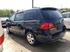 2013 Volkswagen Routan SEL Premium