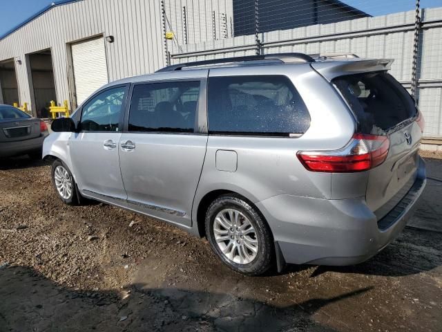 2015 Toyota Sienna XLE