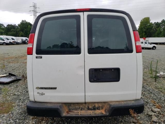 2020 Chevrolet Express G2500