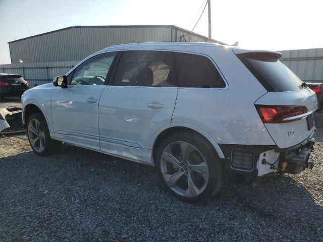 2022 Audi Q7 Prestige