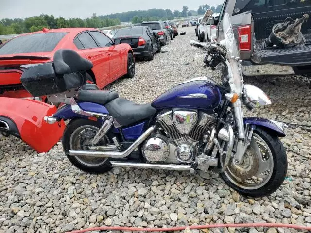 2002 Honda VTX1800 C