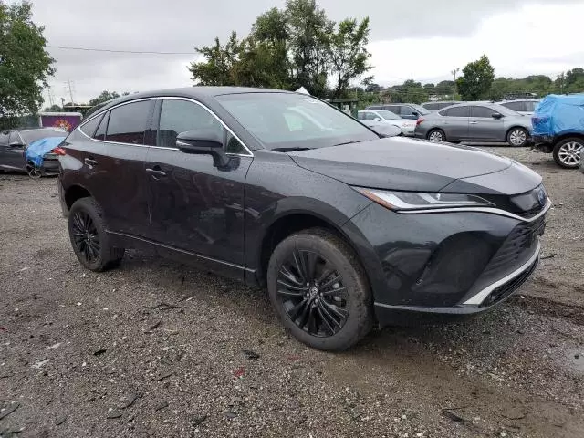 2023 Toyota Venza LE