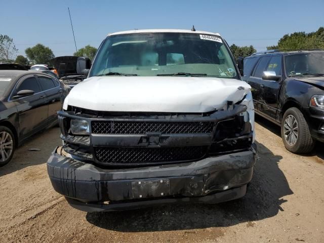 2017 Chevrolet Express G2500