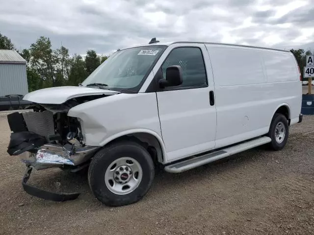 2022 GMC Savana G2500