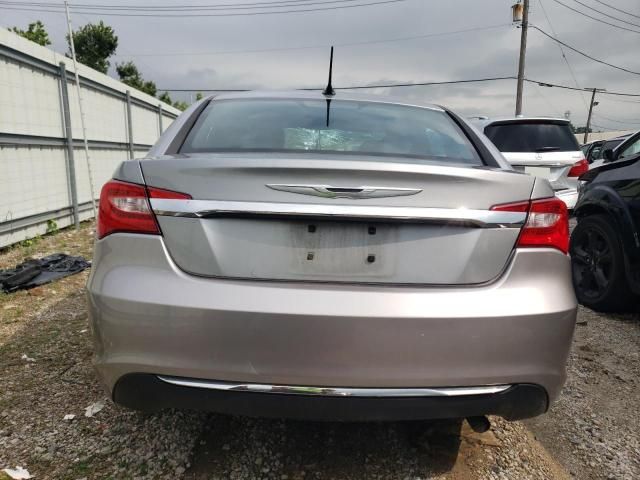 2013 Chrysler 200 Touring