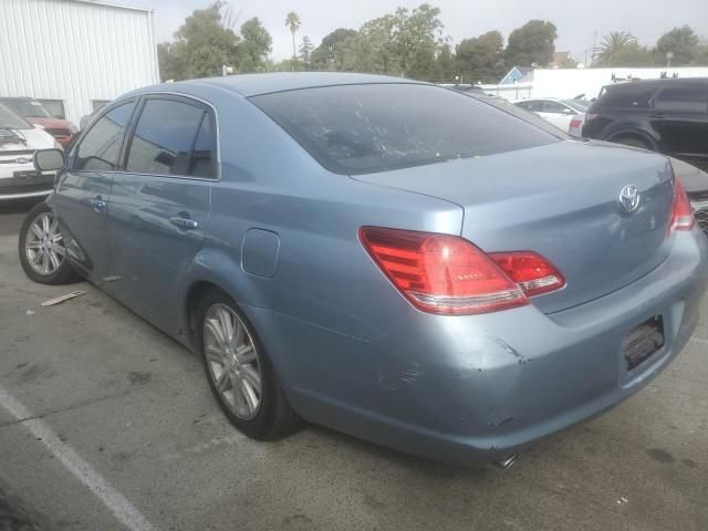 2005 Toyota Avalon XL