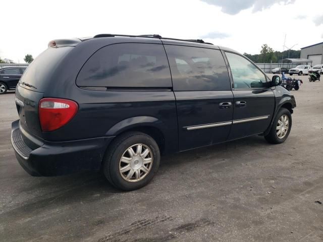 2006 Chrysler Town & Country Touring