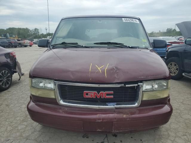 2003 GMC Safari XT