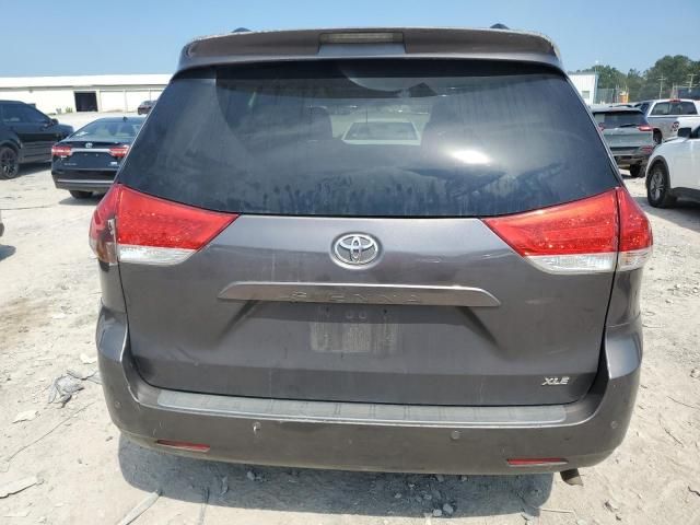 2012 Toyota Sienna XLE