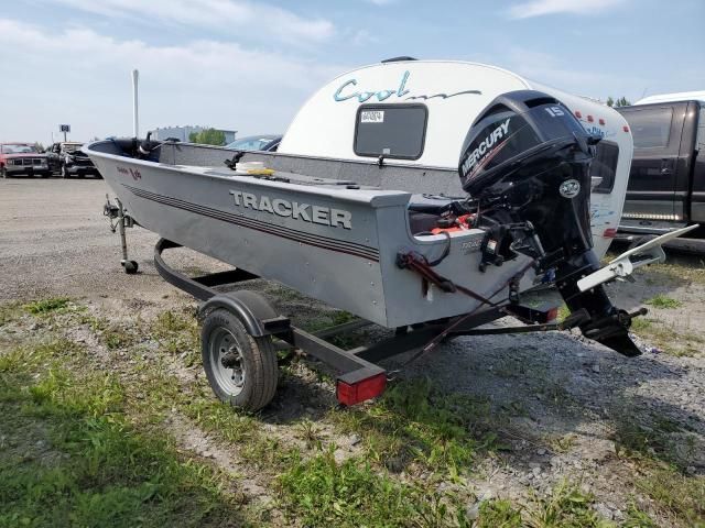 2018 Tracker Boat