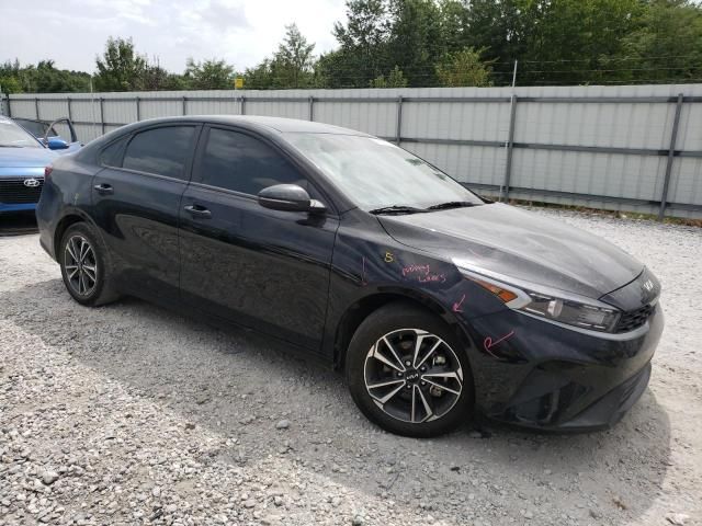 2023 KIA Forte LX