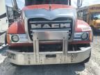 2005 Mack 700 CV700