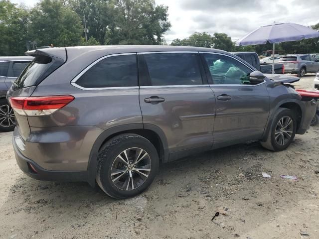 2019 Toyota Highlander LE