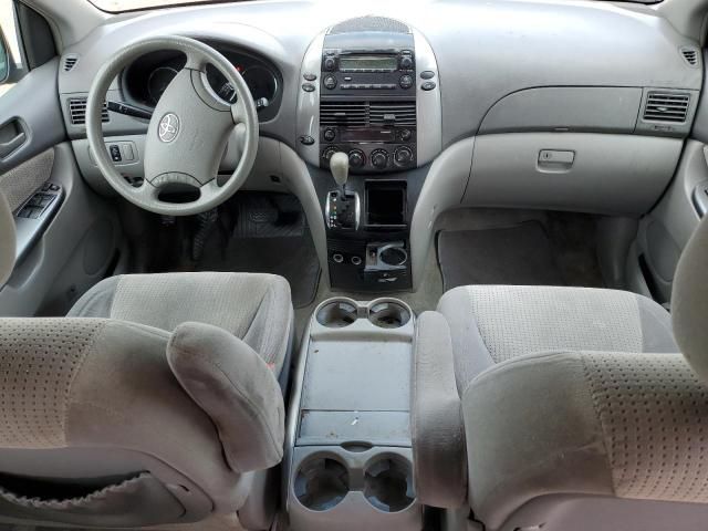 2008 Toyota Sienna CE