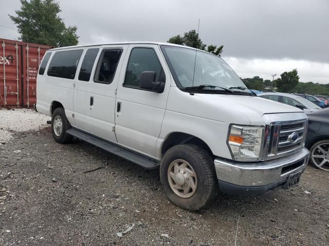 2013 Ford Econoline E350 Super Duty Wagon