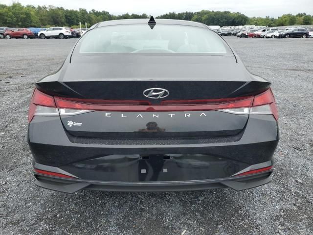 2021 Hyundai Elantra SE