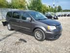 2015 Chrysler Town & Country Touring L