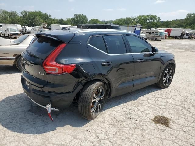 2022 Volvo XC40 T5 Inscription