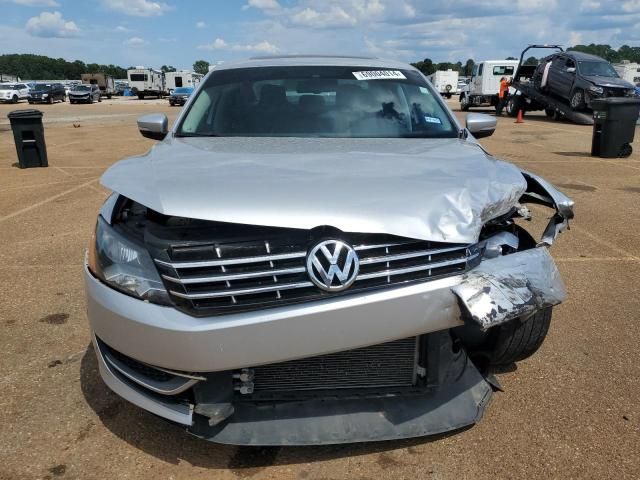 2014 Volkswagen Passat SE