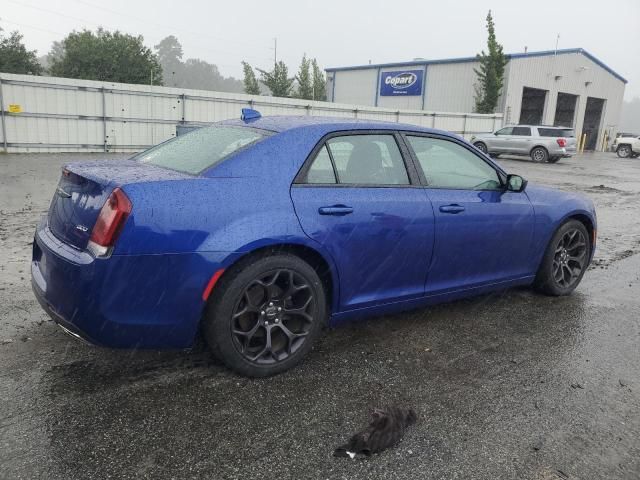 2019 Chrysler 300 Touring