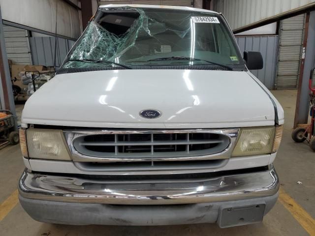 2001 Ford Econoline E350 Super Duty Wagon