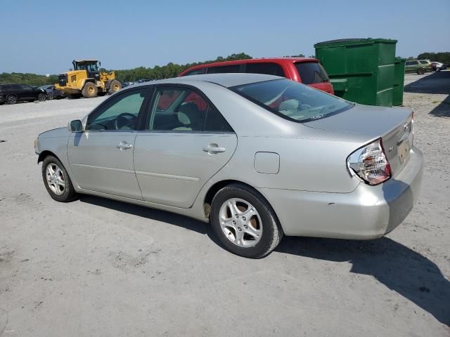 2004 Toyota Camry LE