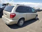 2005 Chrysler Town & Country Touring