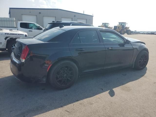 2018 Chrysler 300 Touring