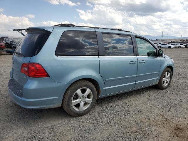 2009 Volkswagen Routan SE