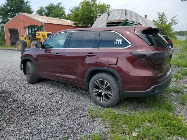 2018 Toyota Highlander LE