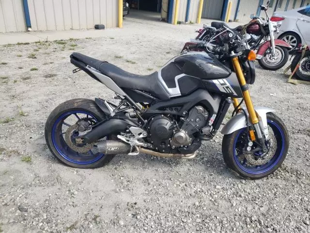 2015 Yamaha FZ09