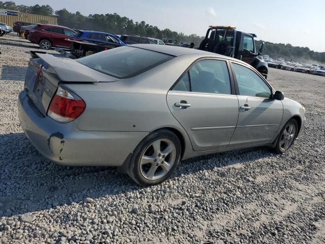 2005 Toyota Camry LE