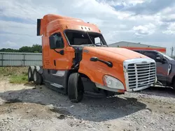 Salvage trucks for sale at Montgomery, AL auction: 2014 Freightliner Cascadia 125