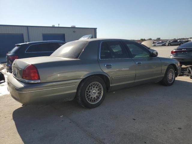 2002 Ford Crown Victoria