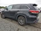 2017 Toyota Highlander SE