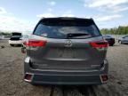 2017 Toyota Highlander SE