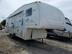 Salvage trucks for sale at Corpus Christi, TX auction: 2004 Wildcat Trlr Coach