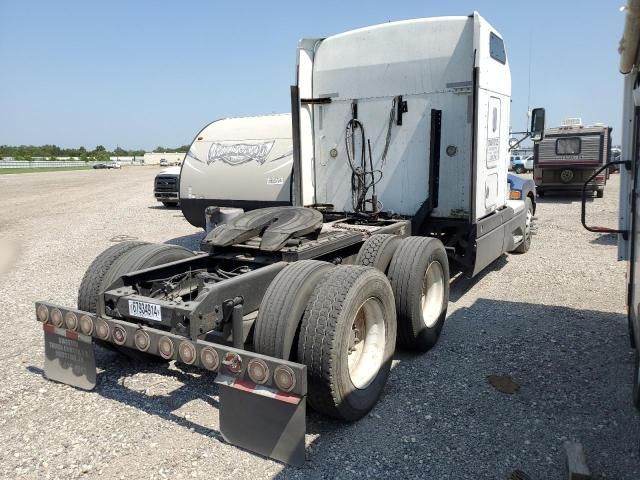 2007 Kenworth Construction T600