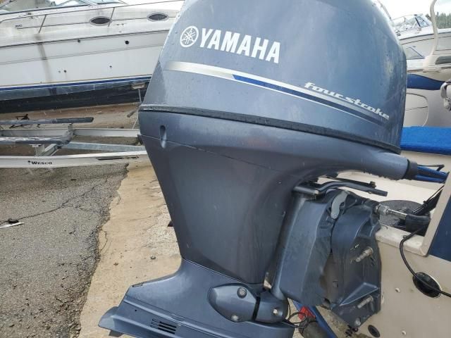 2001 Crestliner Savannah