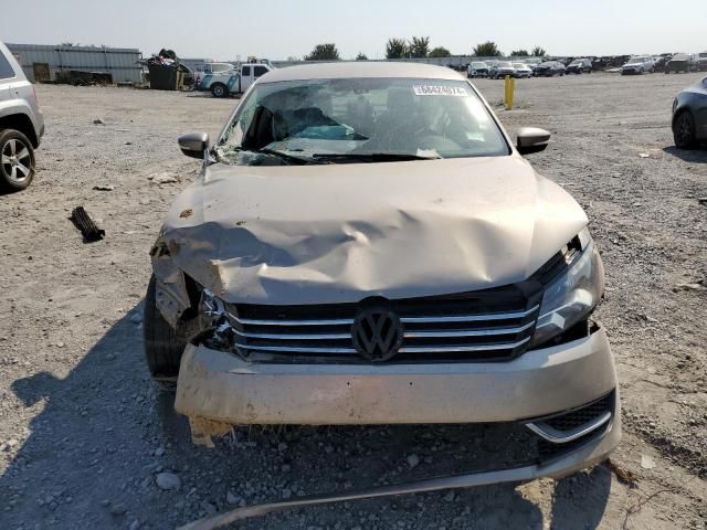 2015 Volkswagen Passat S