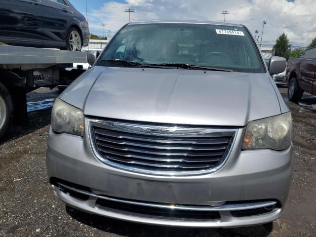 2014 Chrysler Town & Country S