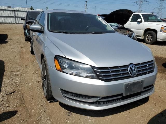 2014 Volkswagen Passat SE