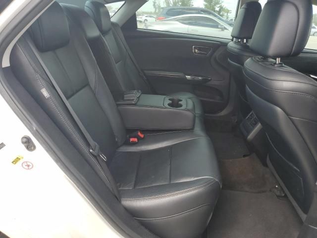 2013 Toyota Avalon Base