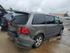 2010 Volkswagen Routan SE