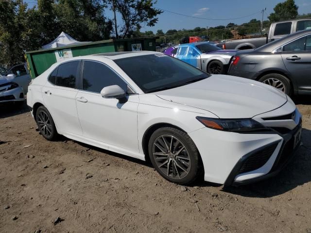 2021 Toyota Camry SE