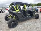 2016 Can-Am Maverick Max 1000R Turbo