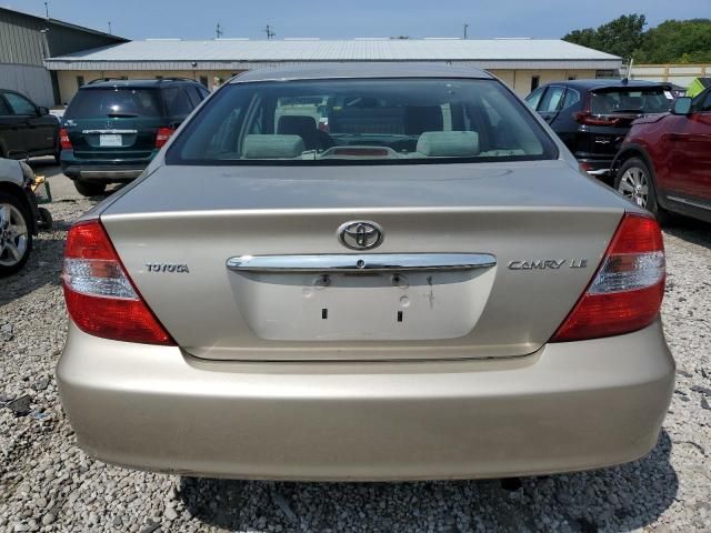 2004 Toyota Camry LE